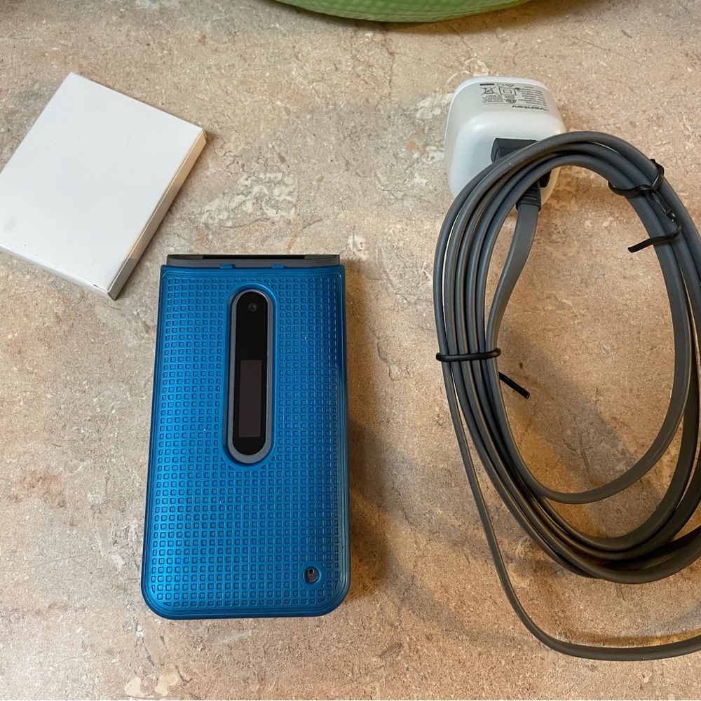LG Unlocked Classic Flip Wine 2 Phone with Case, Charger, and Extra Battery